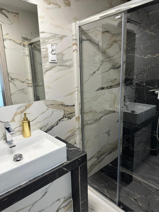 Roomflacja فيسلا المظهر الخارجي الصورة